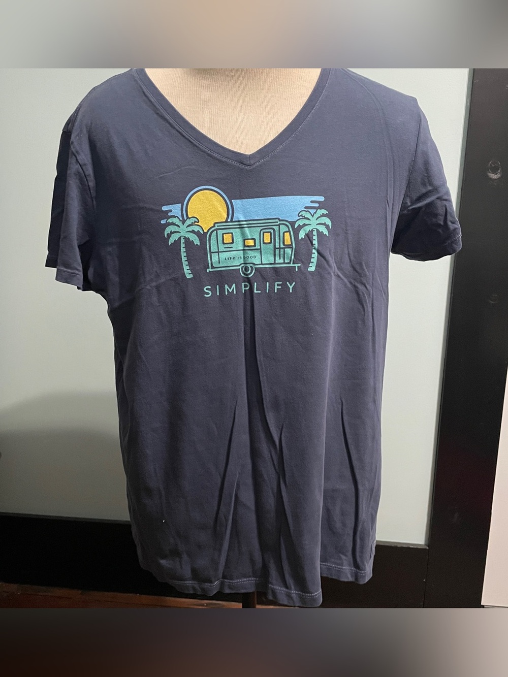 Life is Good navy blue simplify camping tee, Size XL